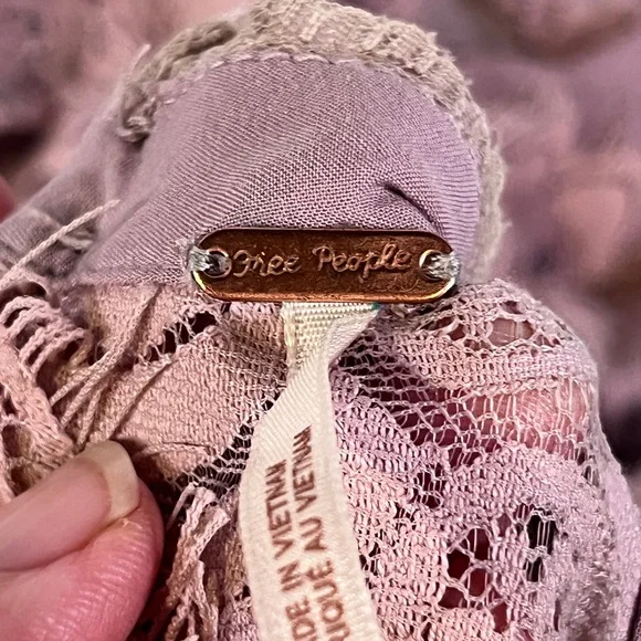 Free People Lace Mini Dress XS Lavender Beige Cottagecore Boho - Picture 4 of 8